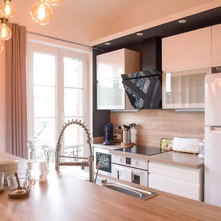 L'ecuyer By Cocoonr Apartment